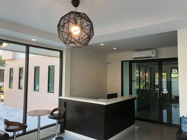 Imagen de los interiores del Hotel The Hub Suratthani. Foto 13