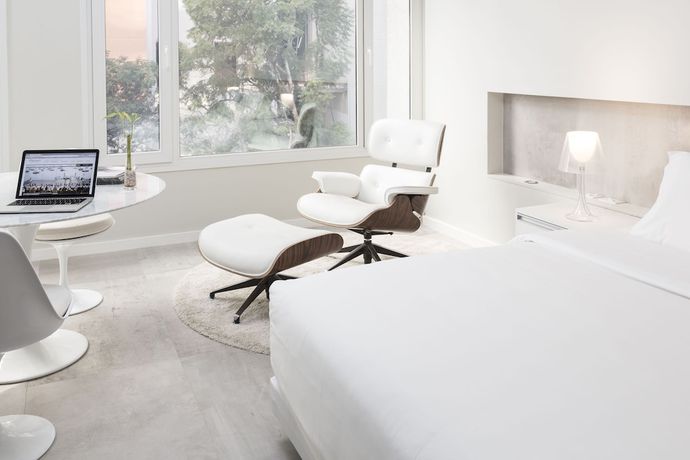 Imagen de la habitación del Hotel The Hub Urban. Foto 2