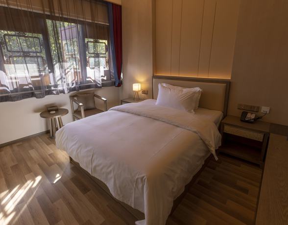 Imagen de la habitación del Hotel The Hump Hostel. Foto 16