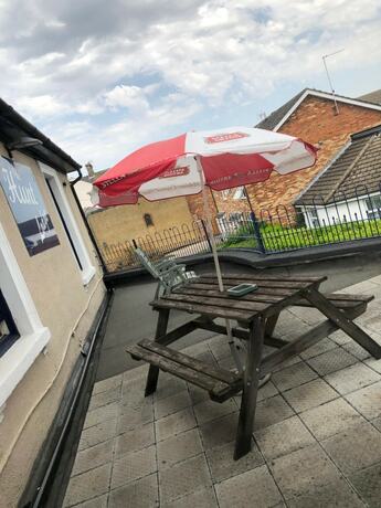 Imagen general del Hotel The Hunt Lodge. Foto 7