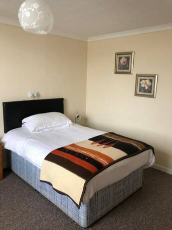 Imagen general del Hotel The Hunt Lodge. Foto 9