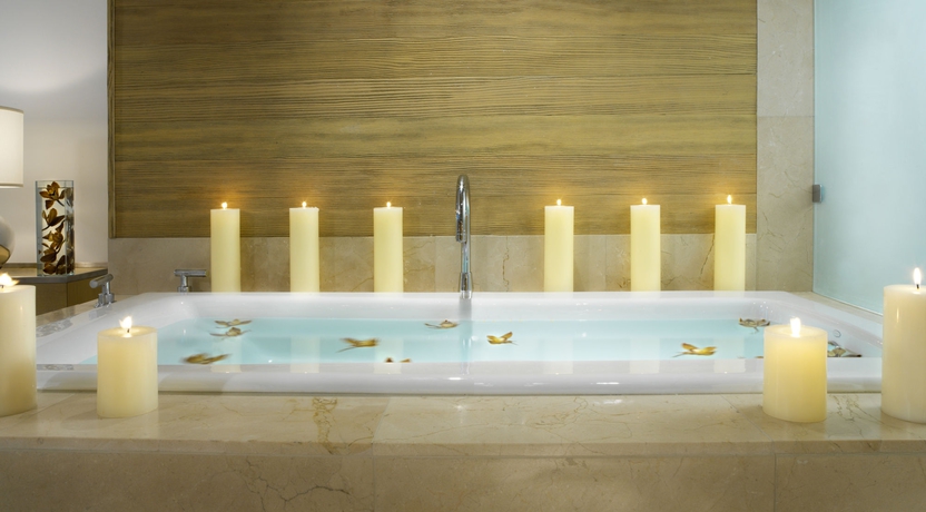 Imagen de la habitación del Hotel The Huntley. Foto 10