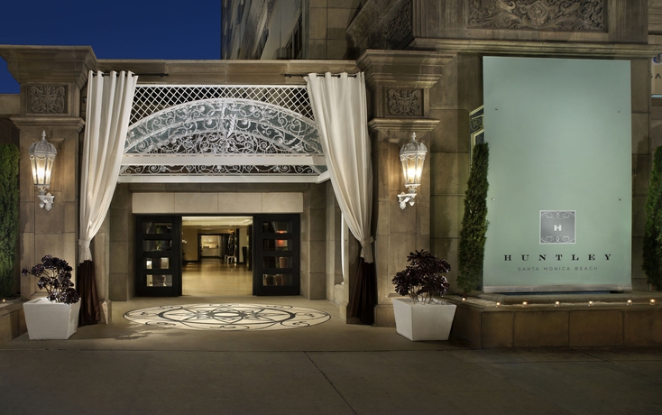 Imagen general del Hotel The Huntley. Foto 2