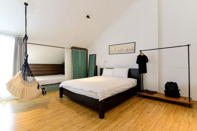 Imagen de la habitación del Hotel The Hut Boutique Hotel-Notre Dame. Foto 8