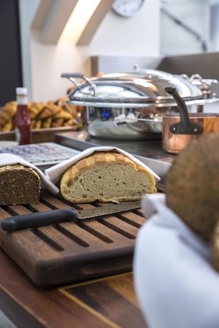 Imagen del bar/restaurante del Hotel The Huxley Copenhagen, Bw Premier Collection. Foto 6