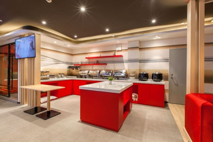 Imagen del bar/restaurante del Hotel The Ibis. Foto 3