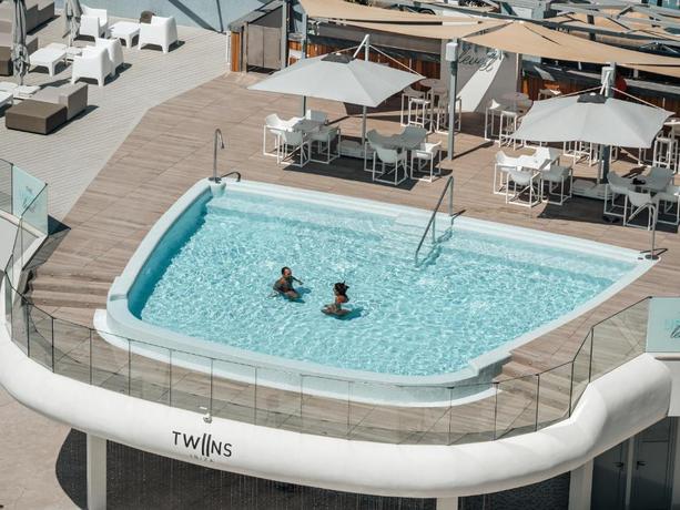 Imagen general del Hotel The Ibiza Twiins. Foto 3