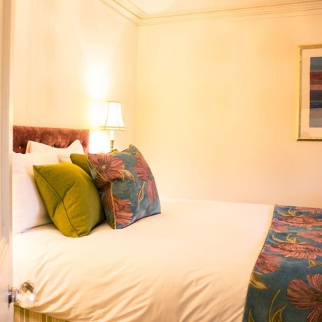 Imagen de la habitación del Hotel The Ickworth. Foto 3