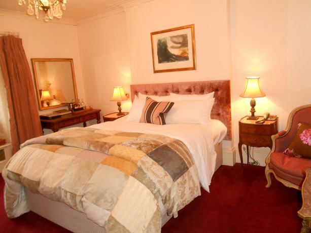 Imagen de la habitación del Hotel The Ickworth. Foto 4