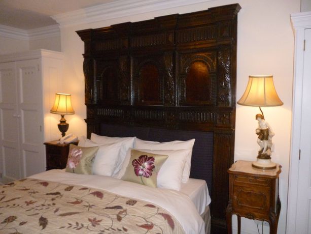 Imagen de la habitación del Hotel The Ickworth. Foto 18