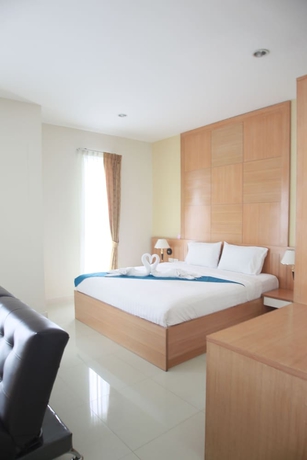 Imagen de la habitación del Hotel The Icon Place At Central Pattaya. Foto 3