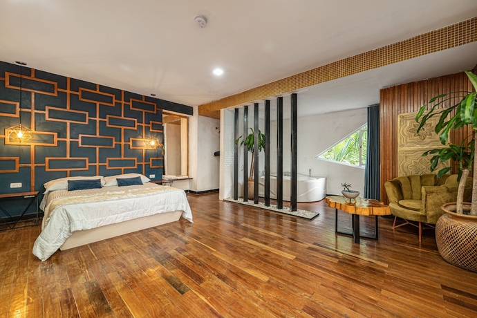 Imagen de la habitación del Hotel The Icon Resort. Foto 4