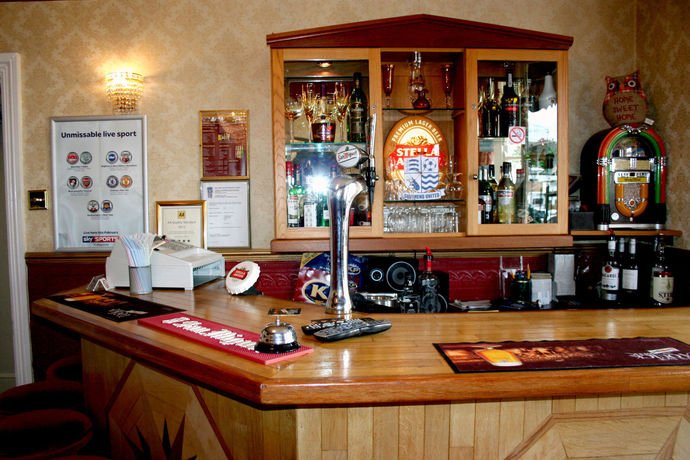 Imagen de los interiores del Hotel The Ilfracombe House. Foto 15