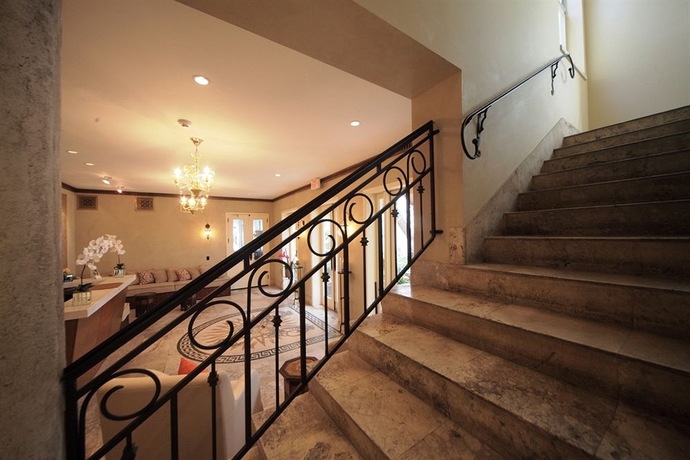 Imagen de los interiores del Hotel The Impala Powered By Luxurban. Foto 14