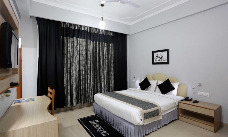 Imagen de la habitación del Hotel The Imperial Bodhgaya. Foto 11