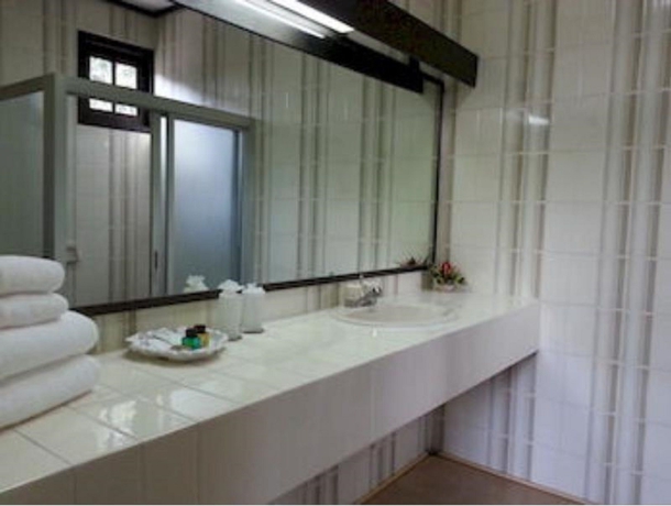 Imagen de la habitación del Hotel The Imperial Chiang Mai Resort and Sports Club. Foto 10