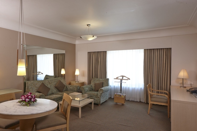 Imagen de la habitación del Hotel The Imperial Palace. Foto 13