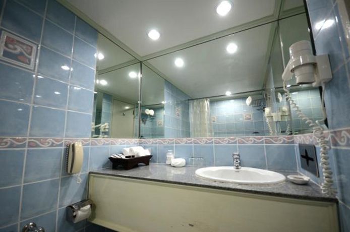 Imagen de la habitación del Hotel The Imperial Pattaya. Foto 7