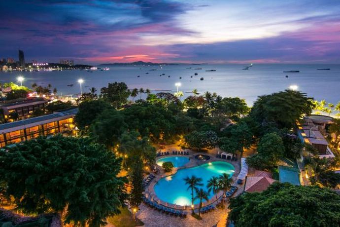 Imagen de los exteriores del Hotel The Imperial Pattaya. Foto 10