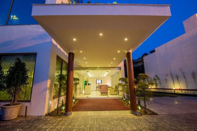 Imagen de los exteriores del Hotel The Imperial Poonam, Phagwara. Foto 9