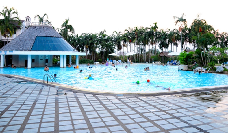 Imagen de la piscina del Hotel The Imperial and Convention Centre Phitsanulok. Foto 14