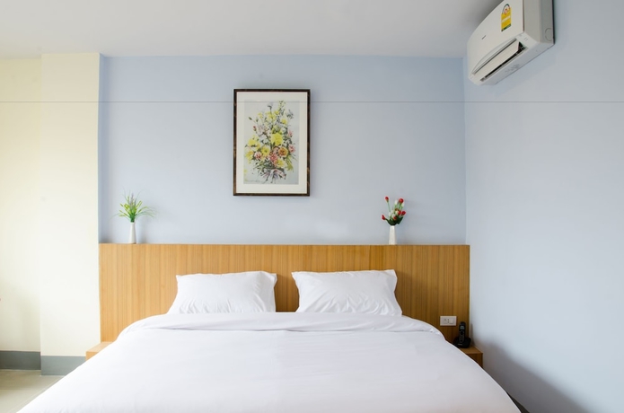 Imagen de los interiores del Hotel The Impress Sisaket. Foto 18