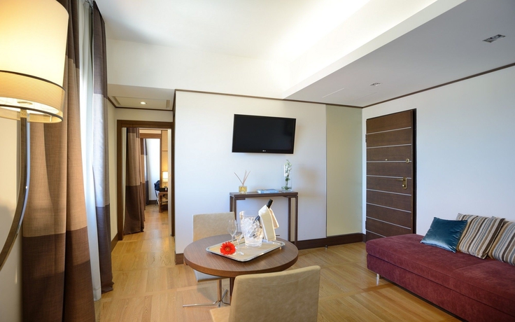 Imagen de los interiores del Hotel The Independent. Foto 14