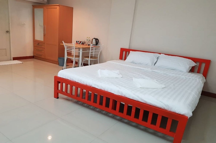 Imagen de la habitación del Hotel The Infinity 62. Foto 10