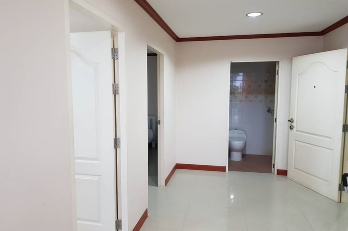 Imagen de la habitación del Hotel The Infinity 62. Foto 11