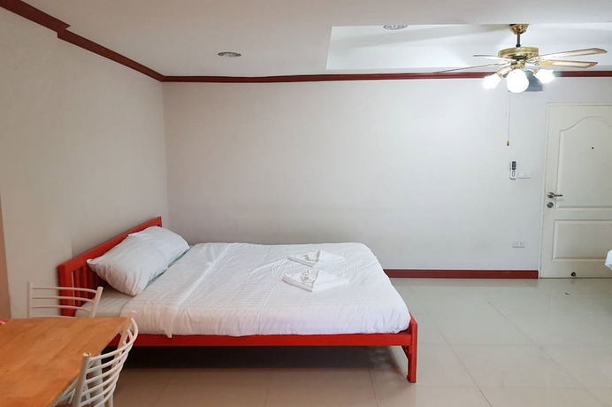 Imagen de la habitación del Hotel The Infinity 62. Foto 16