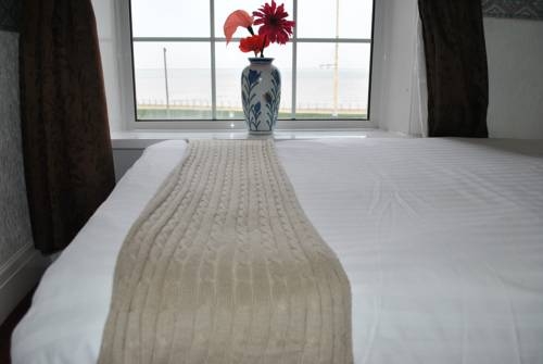 Imagen general del Hotel The Inglewood Sea Front Hotel. Foto 6