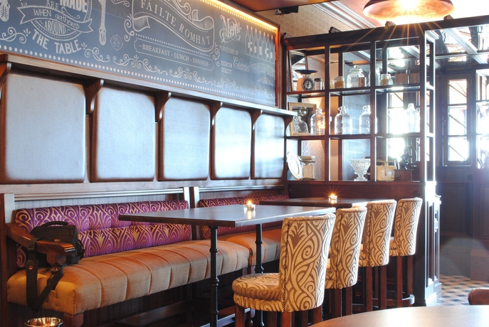 Imagen del bar/restaurante del Hotel The Inn At Dromoland. Foto 5