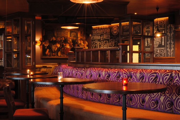 Imagen del bar/restaurante del Hotel The Inn At Dromoland. Foto 7