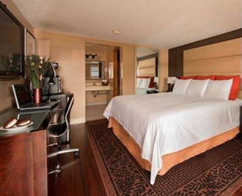 Imagen de la habitación del Hotel The Inn At Hershey Farm. Foto 9