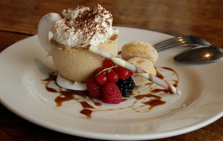 Imagen del bar/restaurante del Hotel The Inn At Lathones. Foto 3