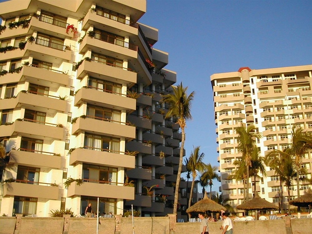 Imagen de los exteriores del Hotel The Inn At Mazatlan. Foto 10