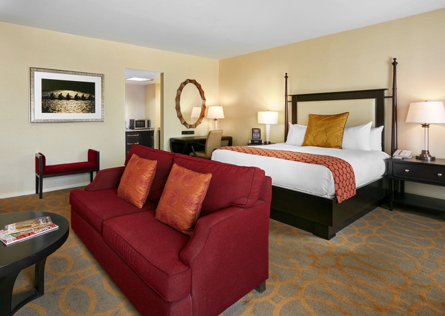 Imagen de la habitación del Hotel The Inn At Penn, A Hilton. Foto 6