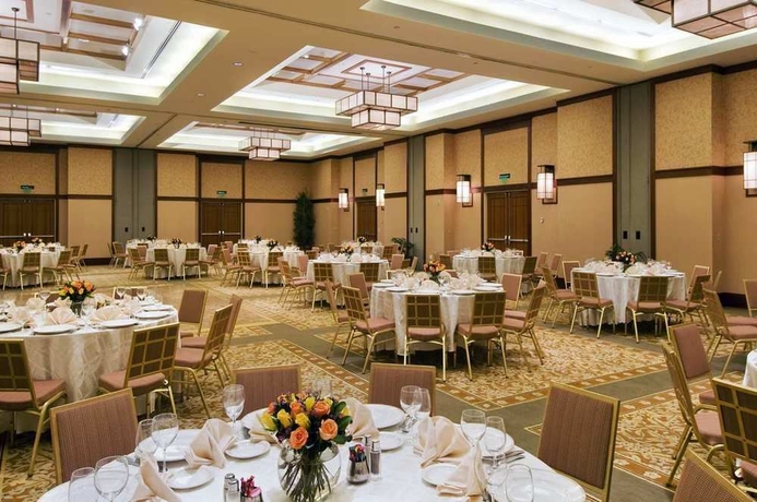 Imagen de los interiores del Hotel The Inn At Penn, A Hilton. Foto 13