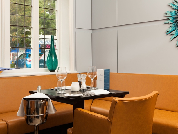 Imagen del bar/restaurante del Hotel The Inn At Woodhall Spa. Foto 2