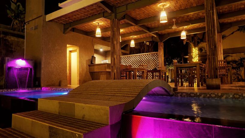 Imagen general del Hotel The Inn By Sunsethouse. Foto 2