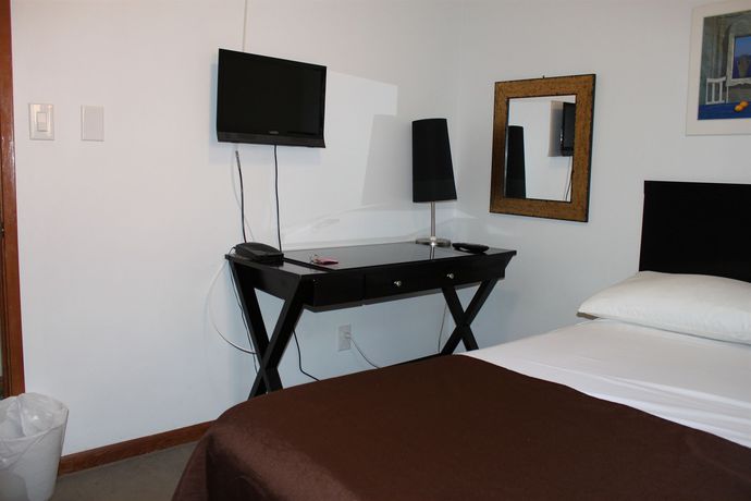 Imagen del bar/restaurante del Hotel The Inn On College. Foto 3