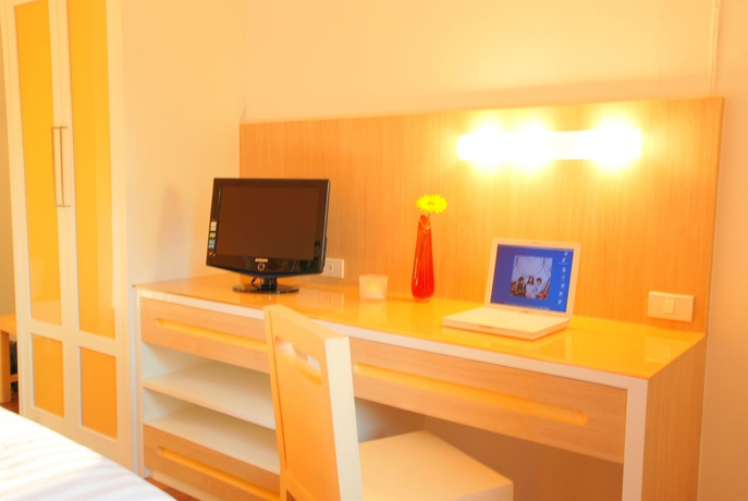 Imagen de la habitación del Hotel The Inn Saladaeng. Foto 8