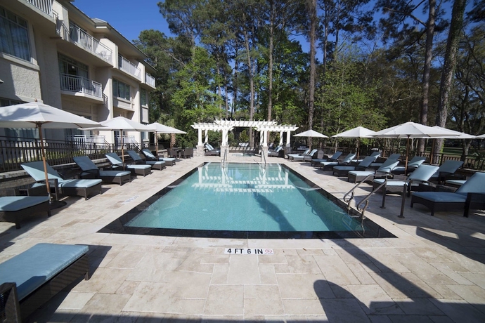 Imagen de la piscina del Hotel The Inn and Club At Harbour Town. Foto 15