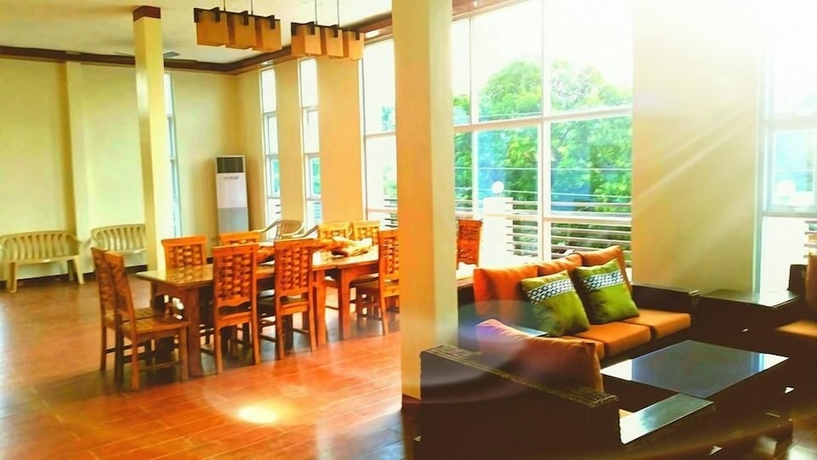 Imagen de los interiores del Hotel The Inn at Calayo. Foto 13