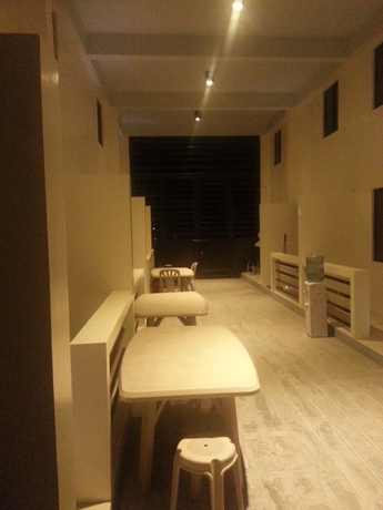 Imagen de los interiores del Hotel The Inn at Calayo. Foto 15