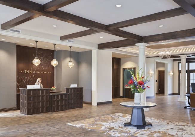 Imagen de los interiores del Hotel The Inn at Meadowbrook. Foto 18