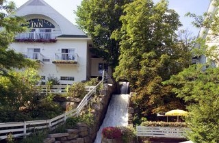 Imagen general del Hotel The Inn at Mill Falls. Foto 2