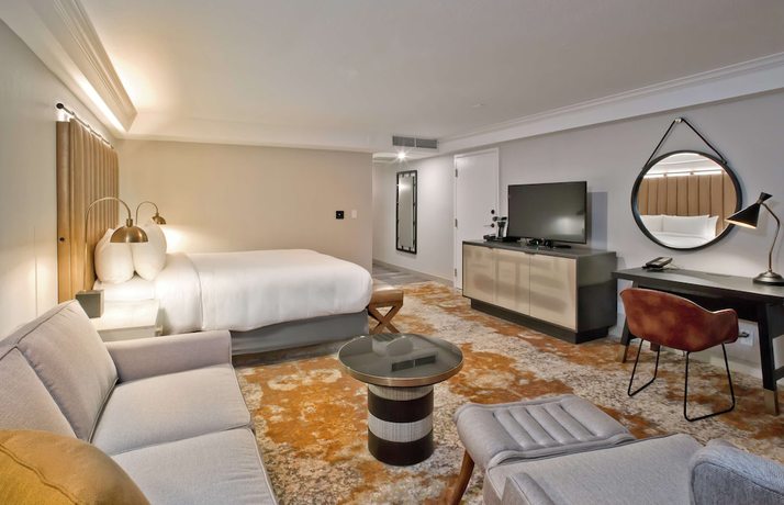 Imagen de la habitación del Hotel The Inn at Saratoga, Tapestry Collection by Hilton. Foto 5