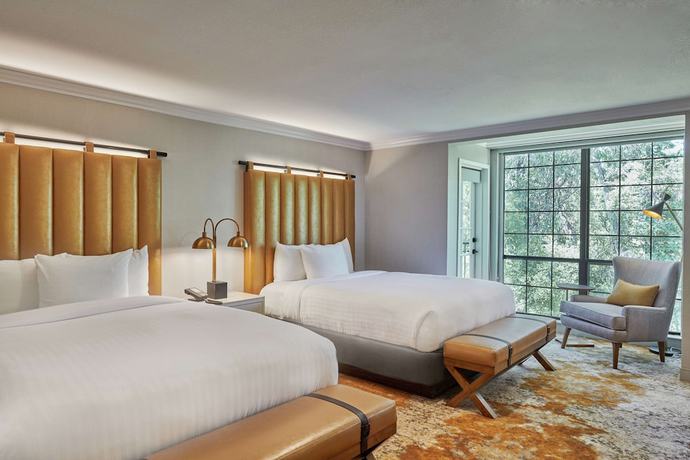 Imagen de la habitación del Hotel The Inn at Saratoga, Tapestry Collection by Hilton. Foto 6
