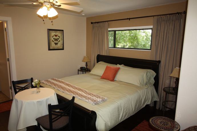 Imagen de la habitación del Hotel The Inn at Shasta Lake. Foto 2